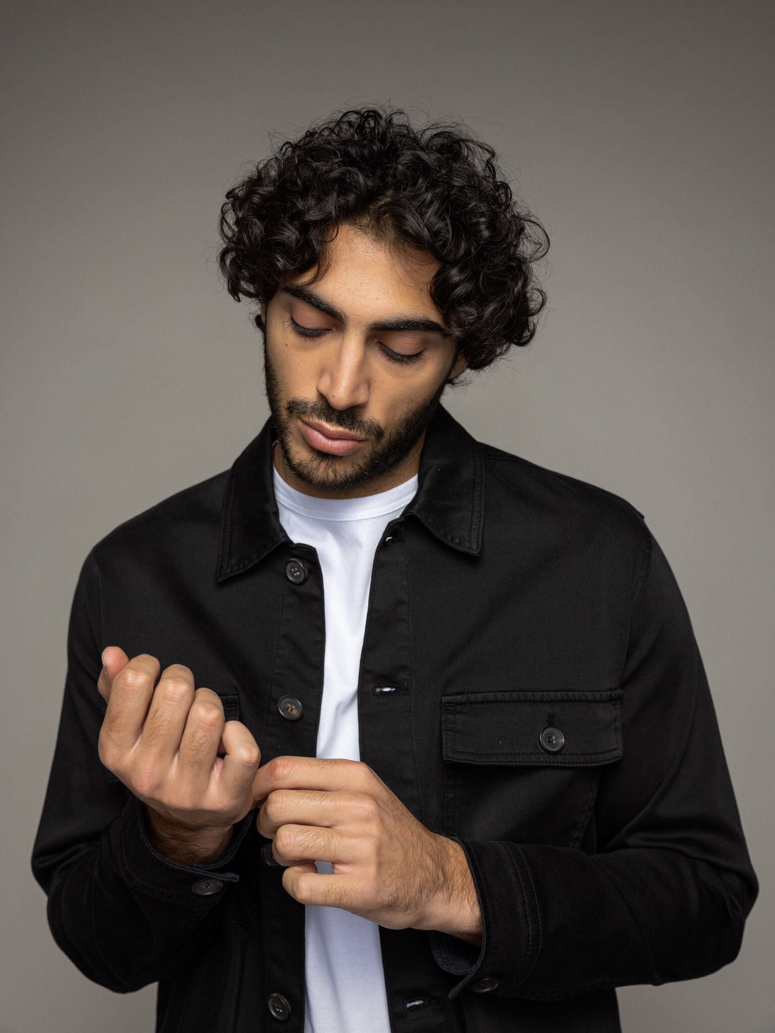 Modelshot / Black / Detail